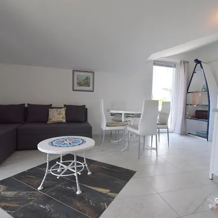 Apartments Dunja Malinska Zewnętrze zdjęcie