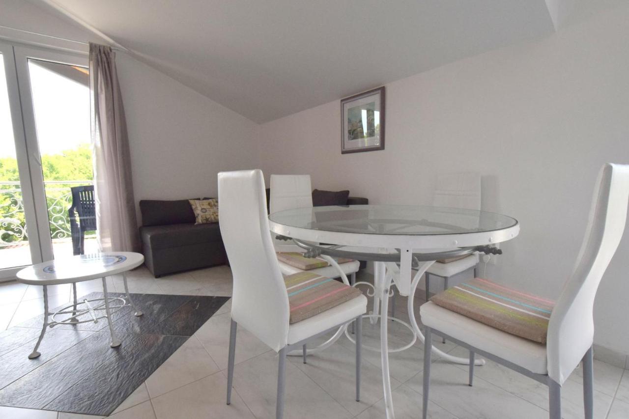 Apartment Dunja Malinska